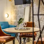 Miara Luxury Bed & Breakfast