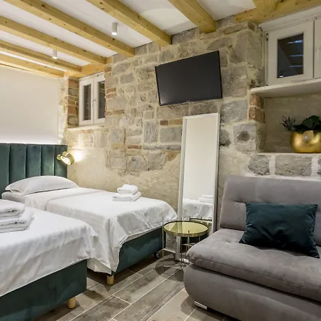 Miara Luxury 4* Split