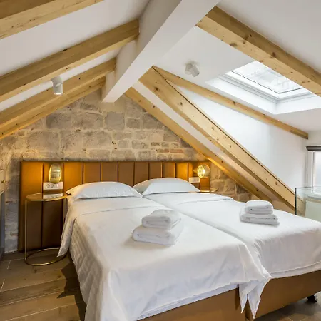 Miara Luxury 4* Split