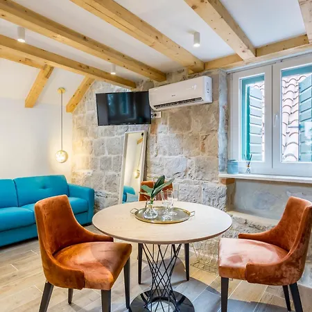 Miara Luxury Couette-café 4*