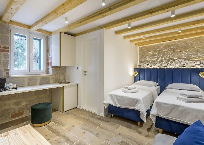 Miara Luxury
