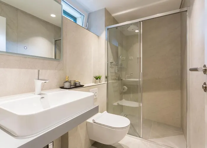 住宿加早餐酒店 Miara Luxury