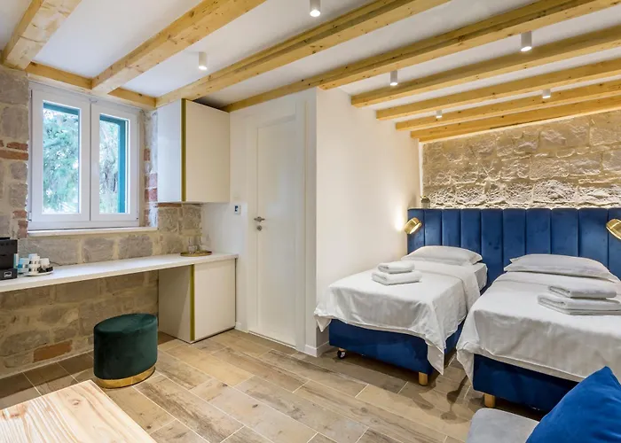 Miara Luxury