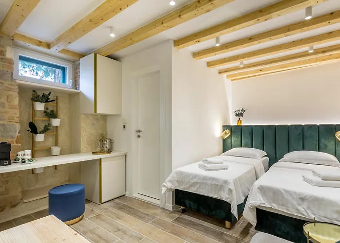 Miara Luxury