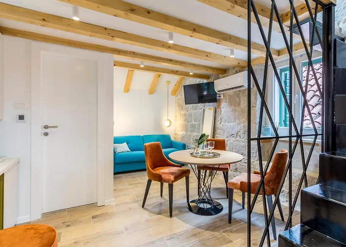 Bed & Breakfast Miara Luxury 4*