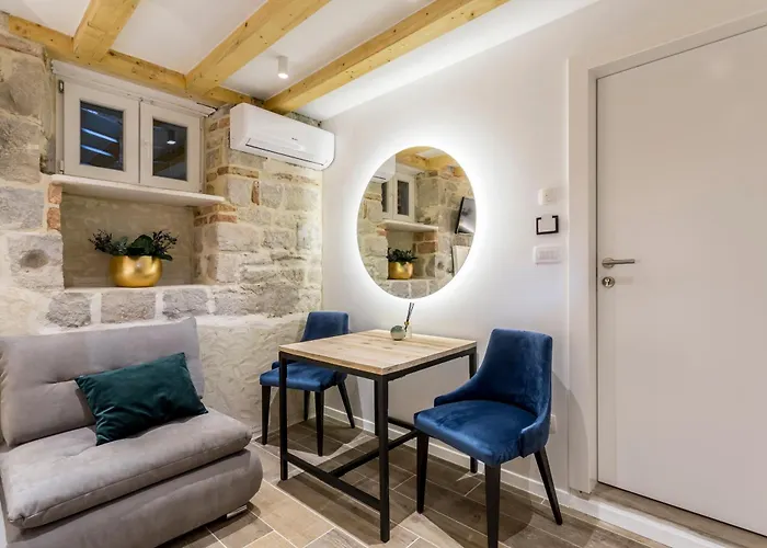 Miara Luxury Bed & Breakfast 4*